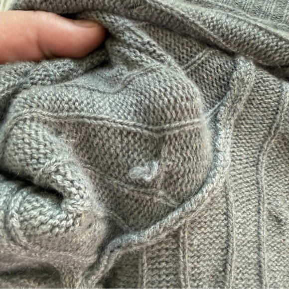 Ralph Lauren 100% Cashmere Grey Cable Knit Open Cardigan Size Medium - Picture 9 of 10